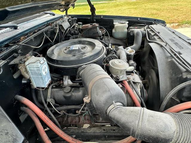 Photo of 1986 Blue Chevrolet Pickup Truck