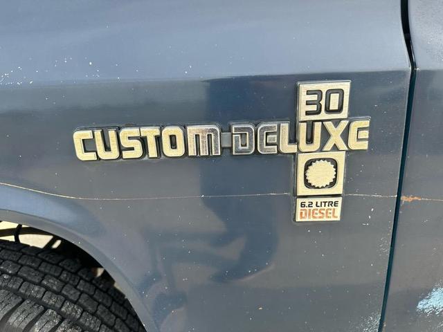 Photo of 1986 Blue Chevrolet Pickup Truck