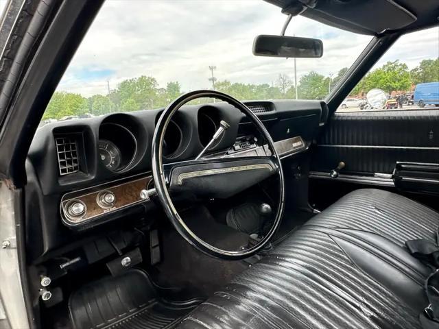 Photo of 1969 Silver Oldsmobile 442