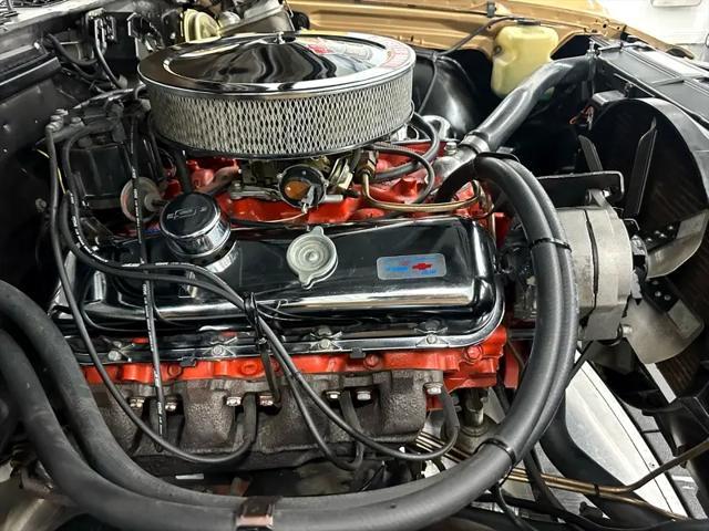 Photo of 1970 Gold Chevrolet Chevelle