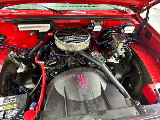 Photo of 1993 Red Chevrolet 1500