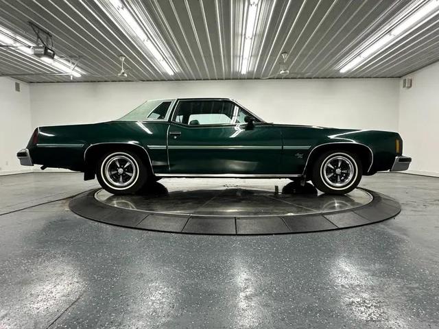 Photo of 1977 Green Pontiac Grand Prix