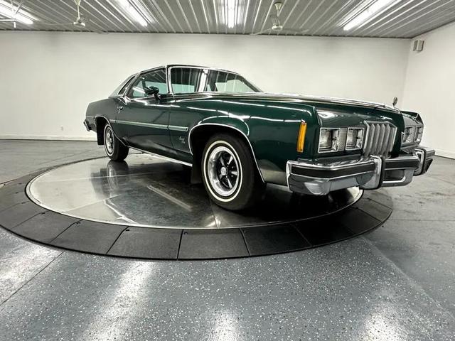 Photo of 1977 Green Pontiac Grand Prix