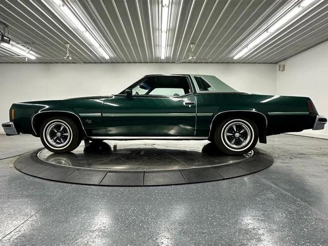 Photo of 1977 Green Pontiac Grand Prix