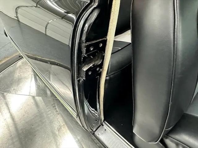 Photo of 1950 Black Ford Custom