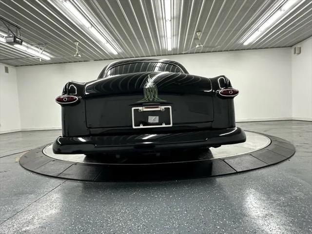 Photo of 1950 Black Ford Custom