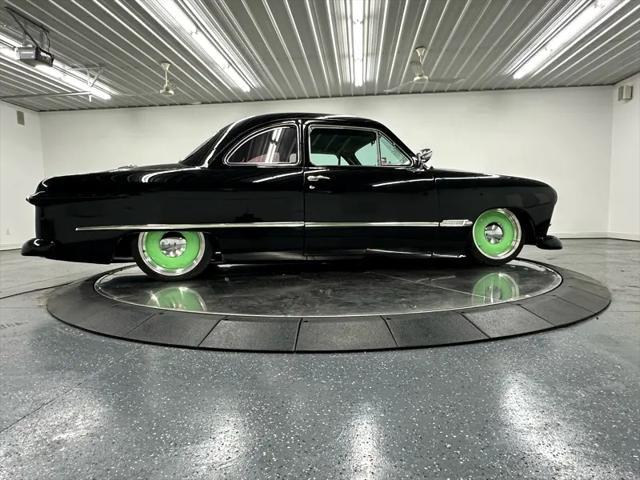 Photo of 1950 Black Ford Custom