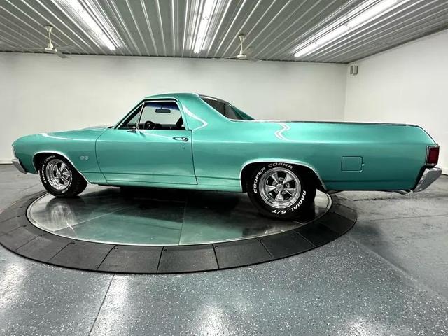 Photo of 1971 Teal Chevrolet El Camino