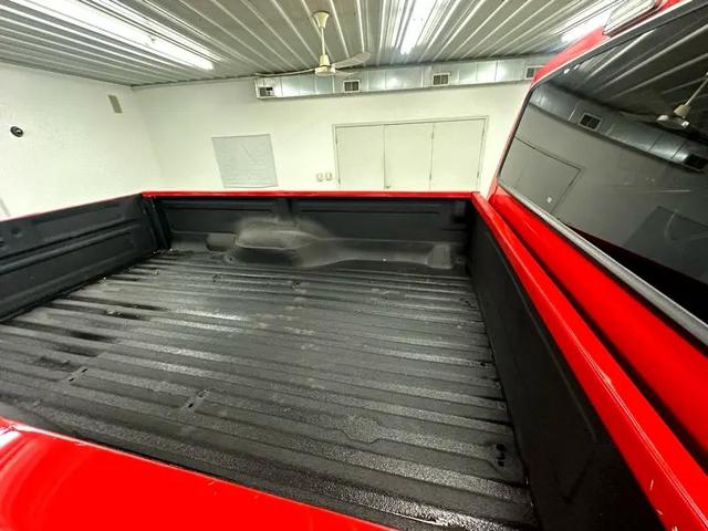 Photo of 1976 Red Ford F-250