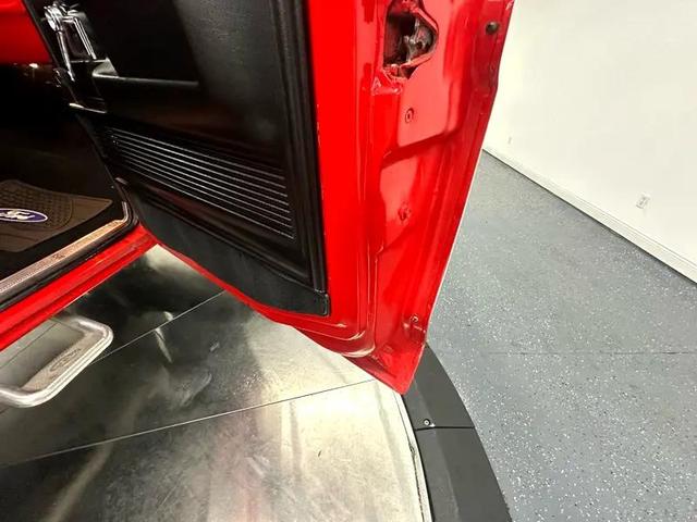 Photo of 1976 Red Ford F-250