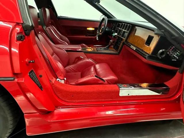 Photo of 1988 Red Chevrolet Corvette