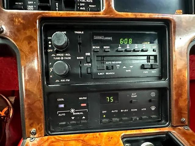 Photo of 1988 Red Chevrolet Corvette