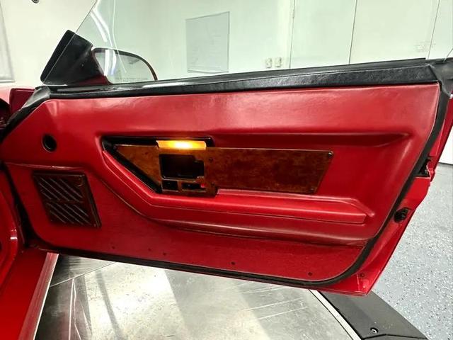 Photo of 1988 Red Chevrolet Corvette