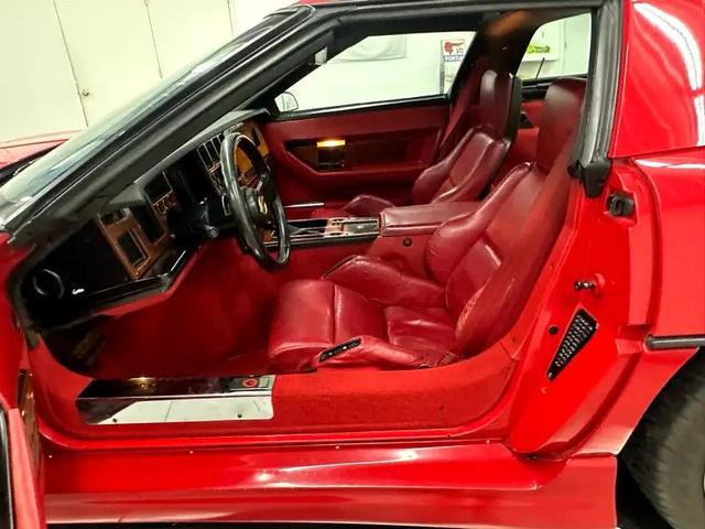 Photo of 1988 Red Chevrolet Corvette