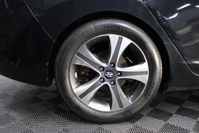 Photo of 2014 Phantom Black Hyundai ELANTRA