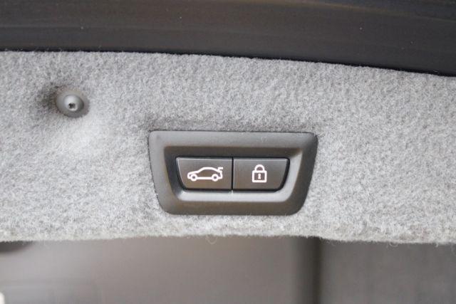 Photo of 2015 Graphite Grey BMW 750