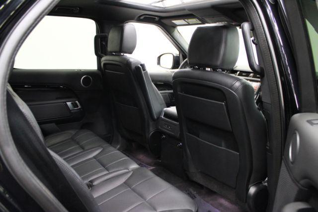 Photo of 2020 Narvik Black Land Rover Discovery
