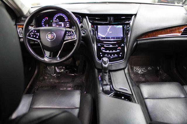 Photo of 2014 White Diamond Tricoat Cadillac CTS