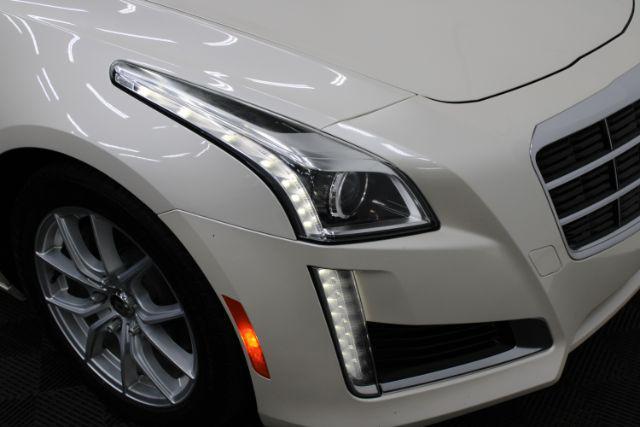 Photo of 2014 White Diamond Tricoat Cadillac CTS