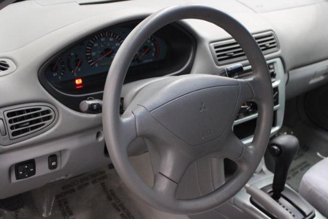 Photo of 2003 Sterling Silver Metallic Mitsubishi Galant