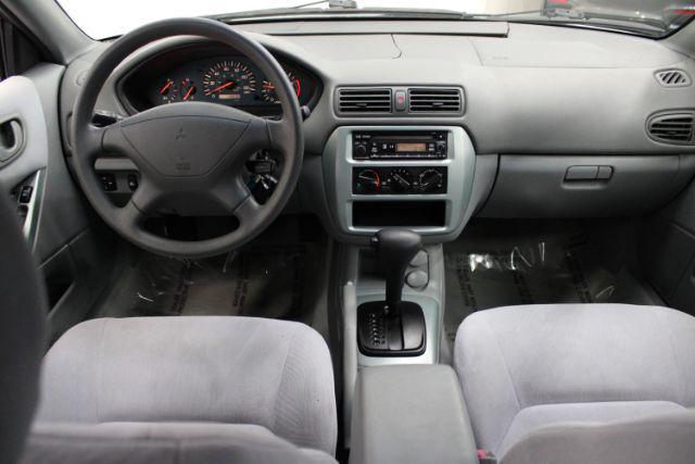 Photo of 2003 Sterling Silver Metallic Mitsubishi Galant