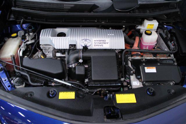 Photo of 2013 Blue Ribbon Metallic Toyota Prius v