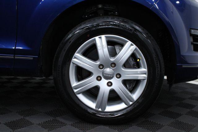Photo of 2014 Atlantis Blue Metallic Audi Q7