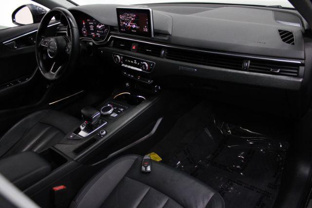 Photo of 2017 Manhattan Gray Metallic Audi A4
