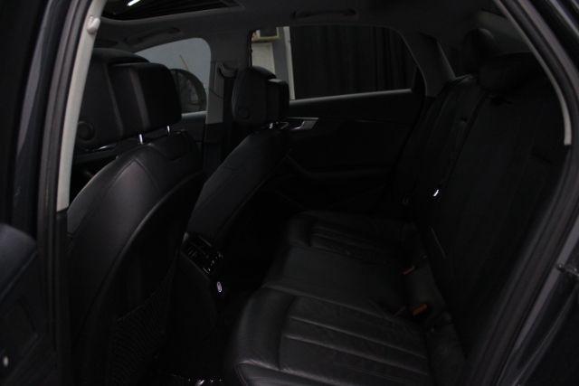 Photo of 2017 Manhattan Gray Metallic Audi A4