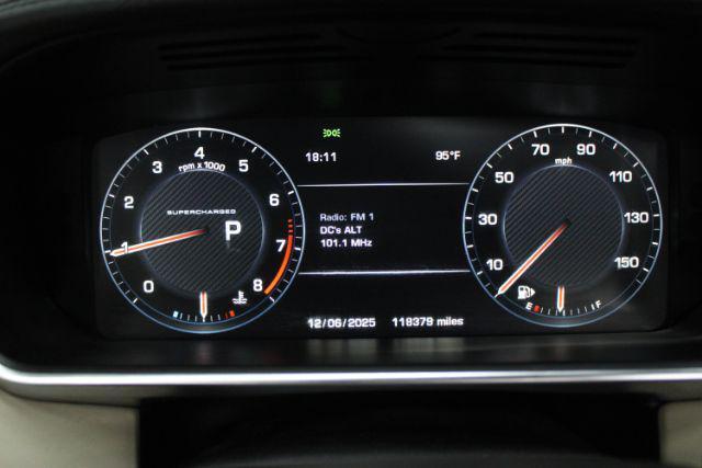Photo of 2014 Santorini Black Metallic Land Rover Range Rover