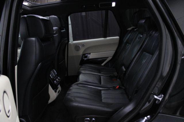 Photo of 2014 Santorini Black Metallic Land Rover Range Rover