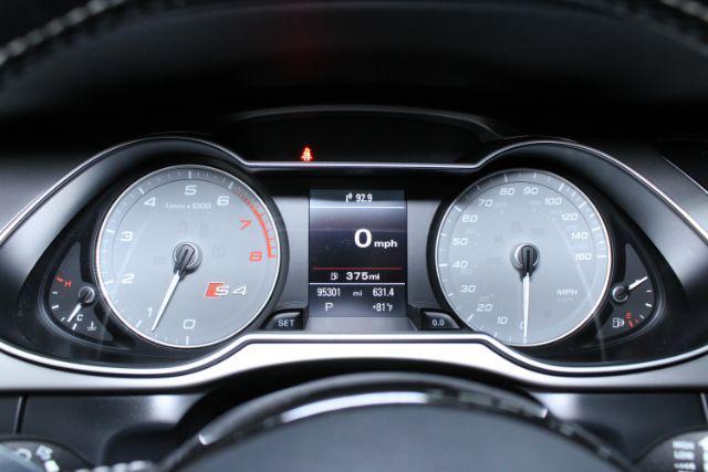 Photo of 2014 Ice Silver Metallic Audi S4