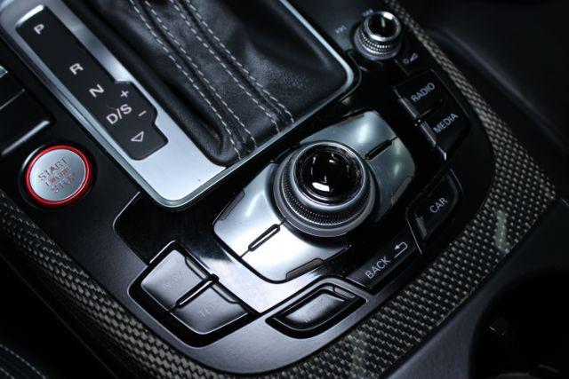 Photo of 2014 Ice Silver Metallic Audi S4