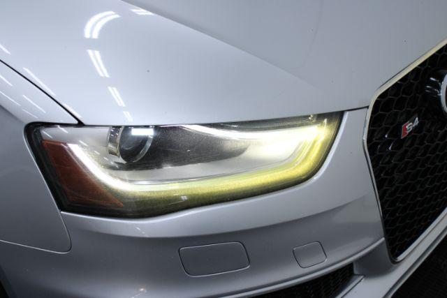 Photo of 2014 Ice Silver Metallic Audi S4