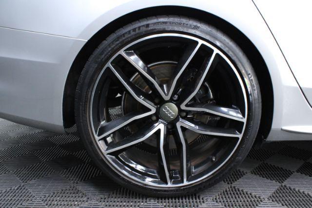Photo of 2014 Ice Silver Metallic Audi S4