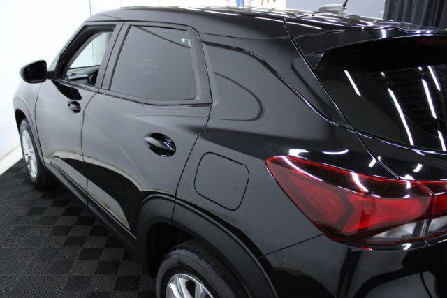 Photo of 2021 Mosaic Black Metallic Chevrolet Trailblazer