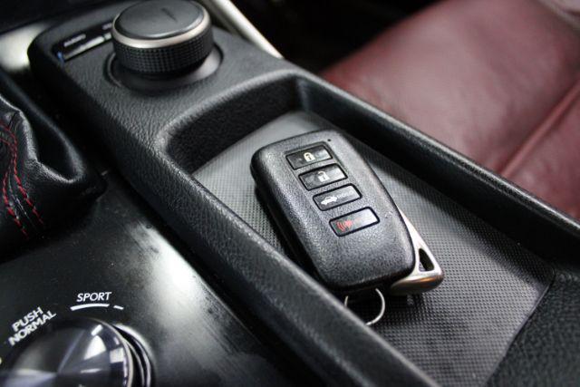 Photo of 2014 White Lexus IS 250