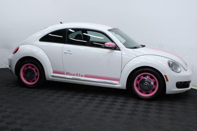 Photo of 2013 Candy White Volkswagen Beetle