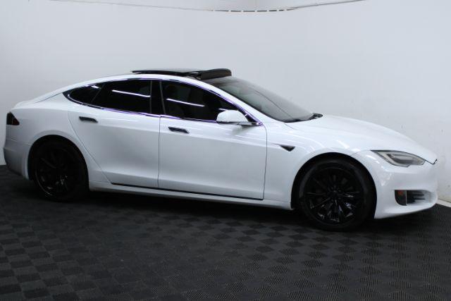 Photo of 2016 Pearl White Multi-Coat Tesla Model S