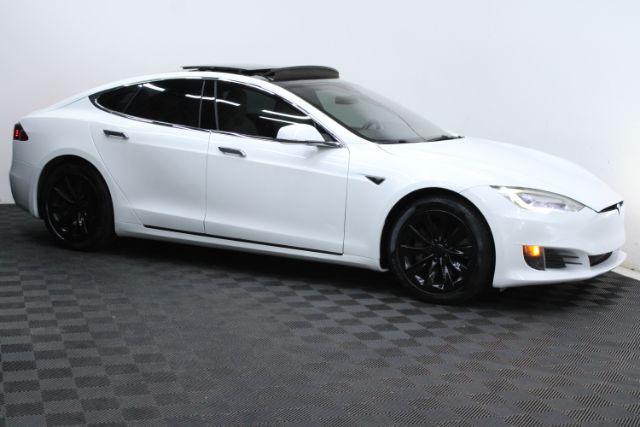 Photo of 2016 Pearl White Multi-Coat Tesla Model S