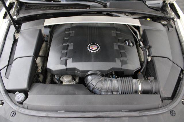 Photo of 2010 White Diamond Tricoat Cadillac CTS