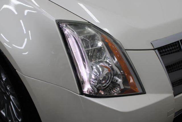 Photo of 2010 White Diamond Tricoat Cadillac CTS
