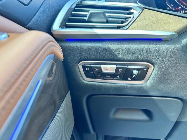 Photo of 2020 Black BMW X7