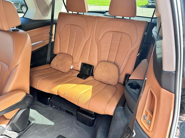 Photo of 2020 Black BMW X7