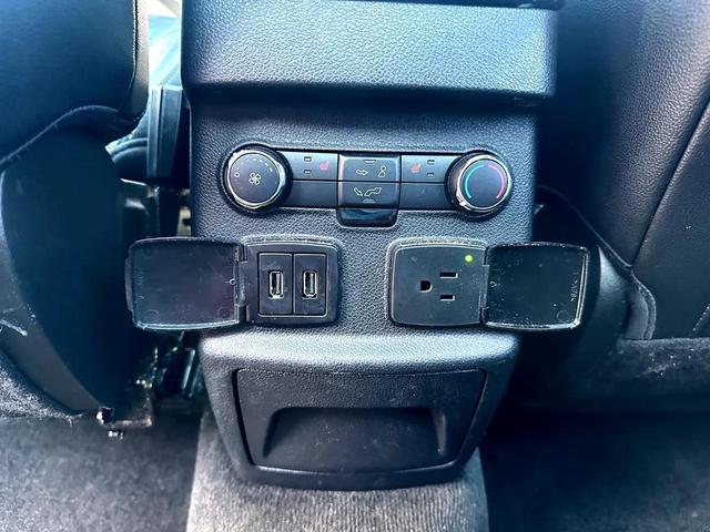 Photo of 2018 Gray Ford Explorer