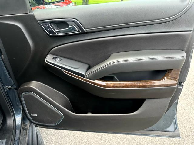 Photo of 2019 GREY Chevrolet Suburban