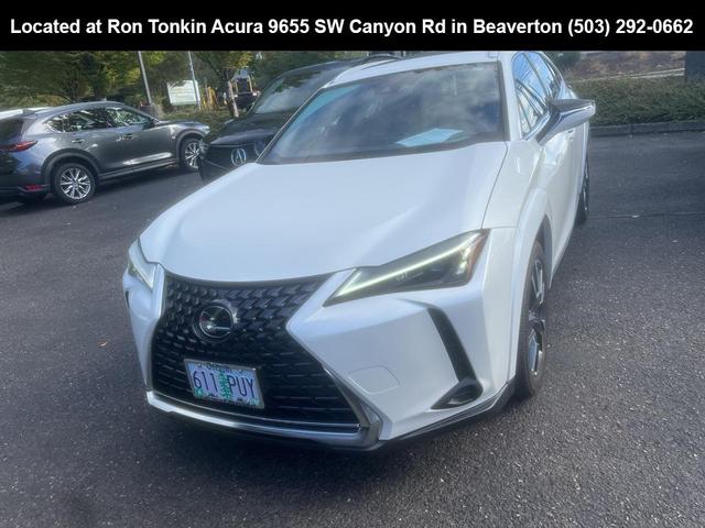 Photo of 2023 Eminent White Pearl Lexus UX 250h