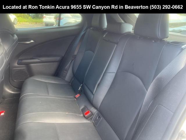 Photo of 2023 Eminent White Pearl Lexus UX 250h