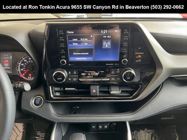 Photo of 2021 Magnetic Gray Metallic Toyota Highlander
