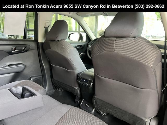 Photo of 2021 Magnetic Gray Metallic Toyota Highlander